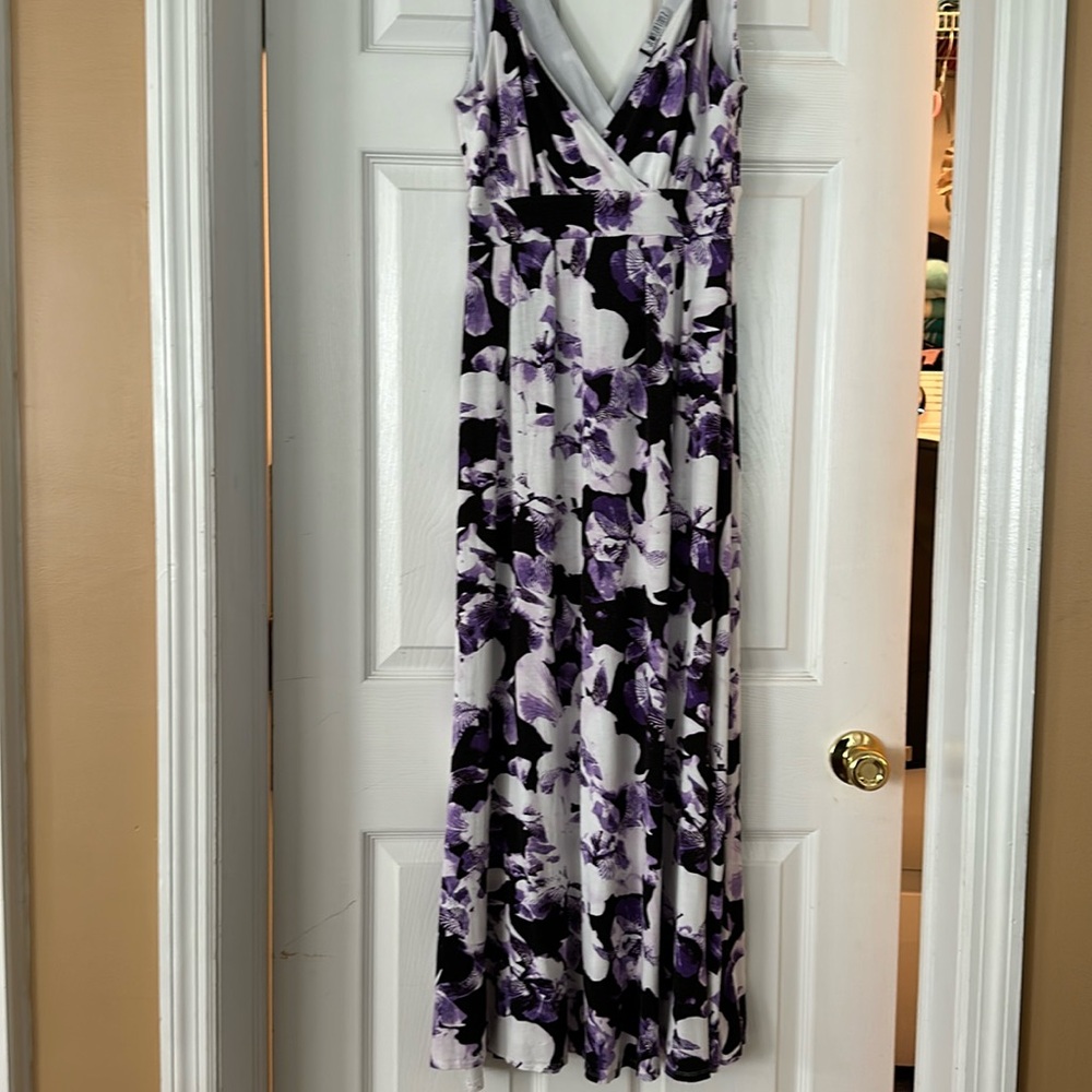 Floral long dress by JLO
